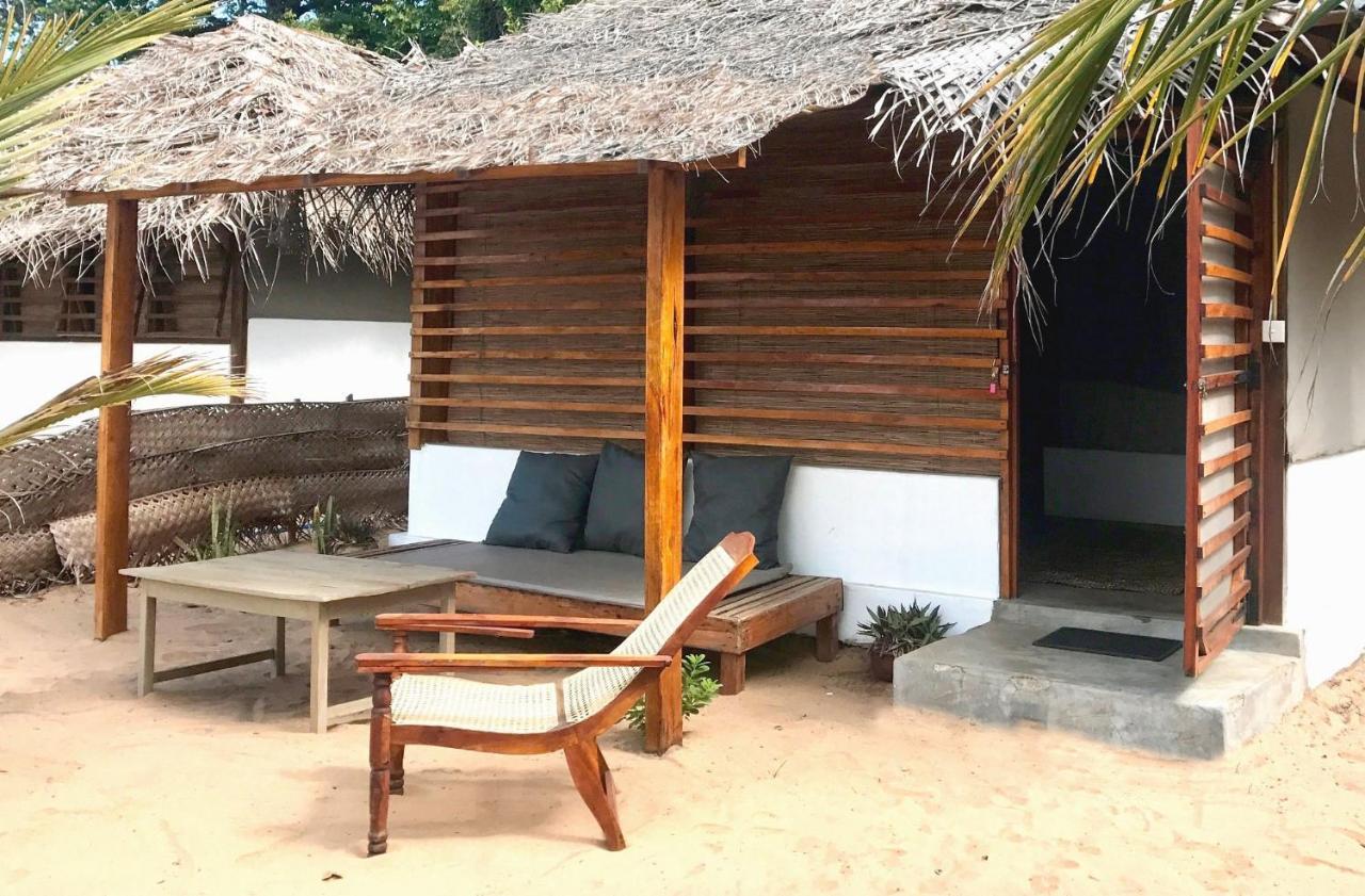 Upali Beach Surf Resort & Cafe Arugam Bay Kültér fotó