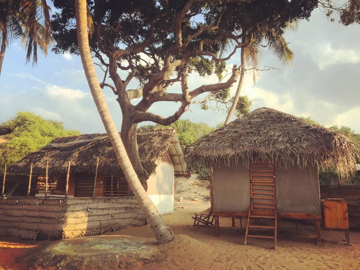 Upali Beach Surf Resort & Cafe Arugam Bay Kültér fotó