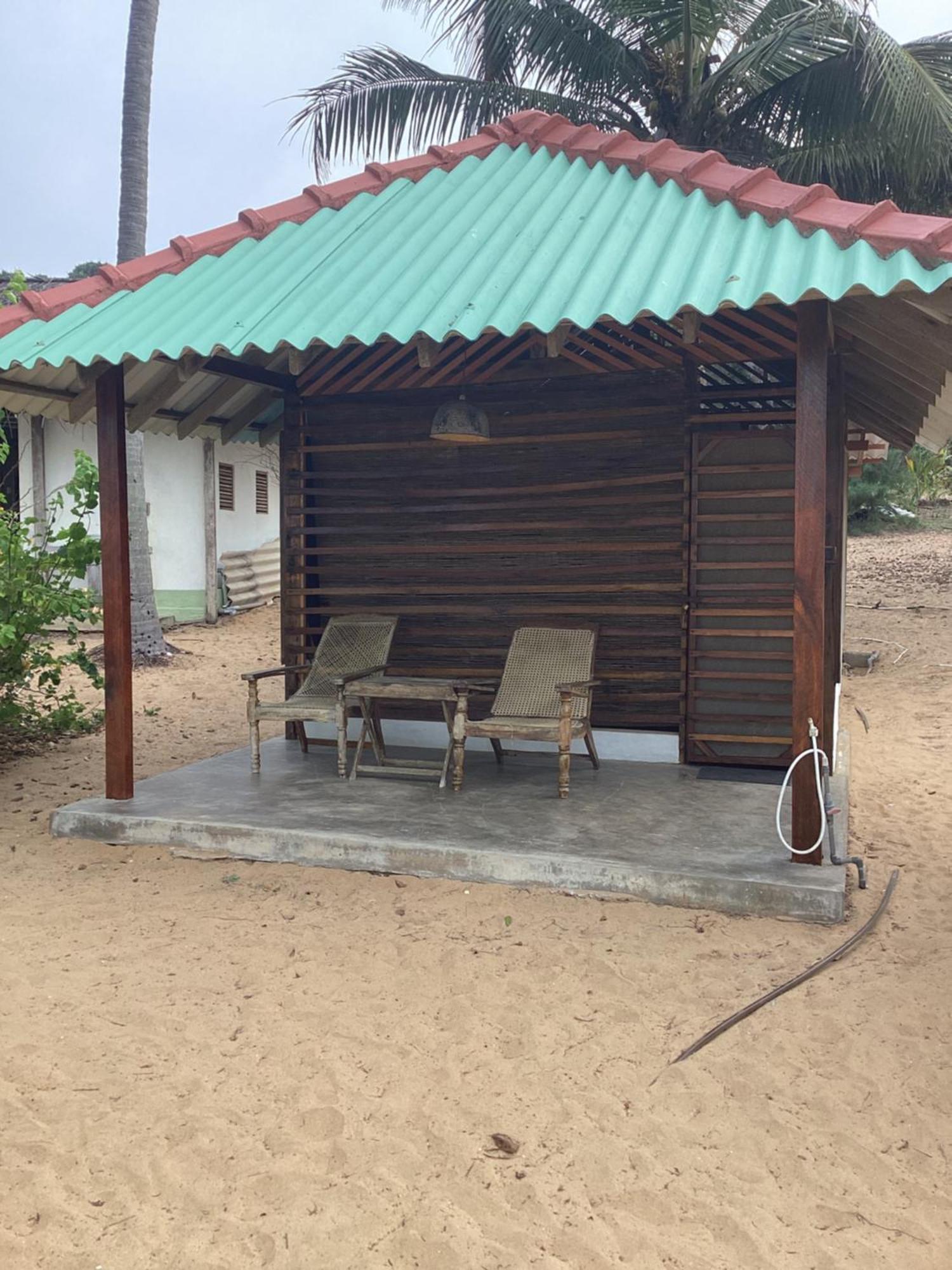 Upali Beach Surf Resort & Cafe Arugam Bay Kültér fotó